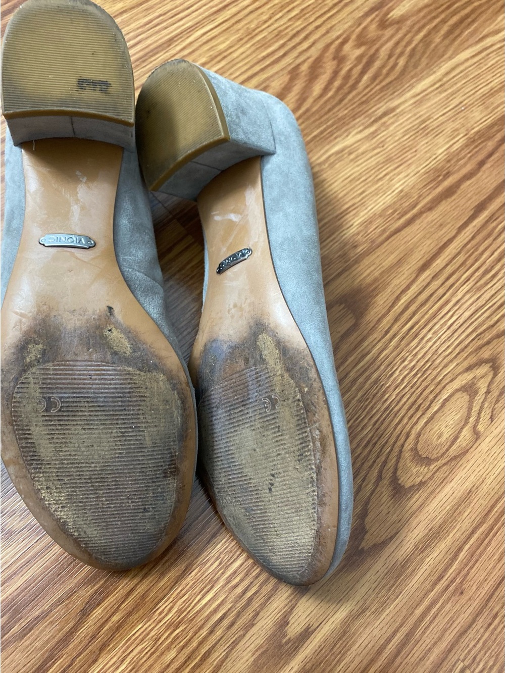 Vionic Suede Low Block Heel Pumps - Picture 4 of 5